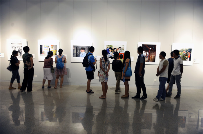 “中国人 中国梦”摄影艺术展在京隆重开幕