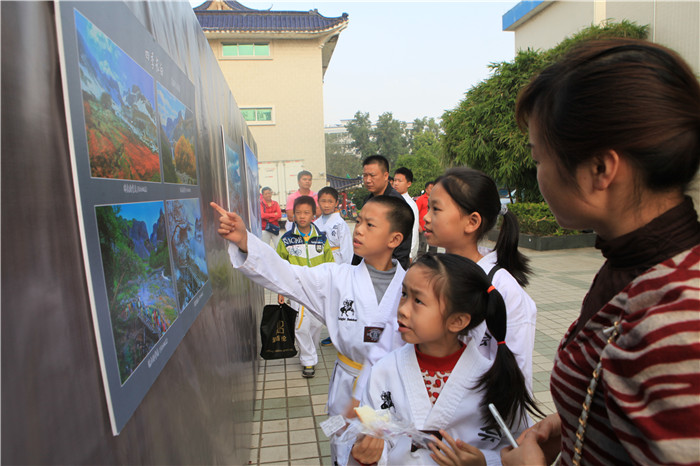 2015中国长白山国际摄影节 暨长白山“雪之魂”国际摄影大展 在连