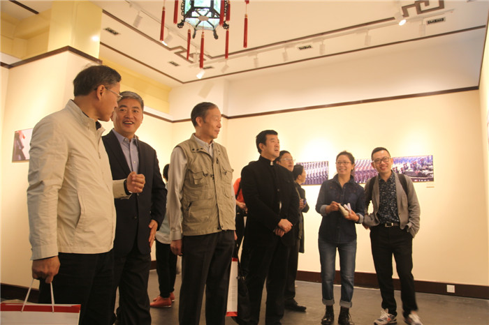9•3大阅兵摄影展开幕